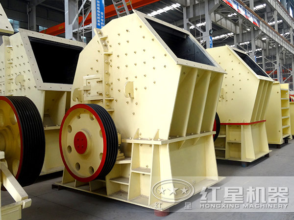 PCZ型重锤式破碎机 PCZ型重锤式破碎机