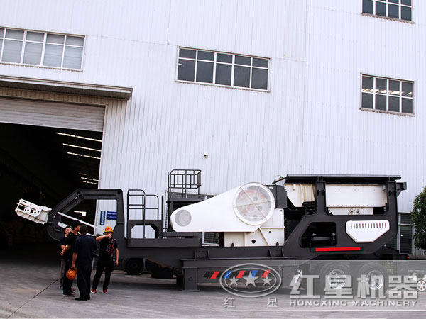 鹅卵石移动破碎站出厂 鹅卵石移动破碎站出厂